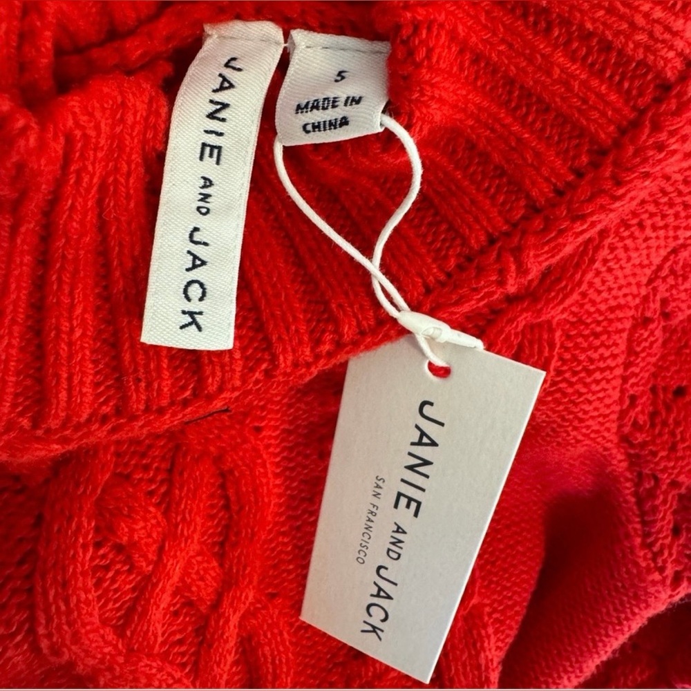 Janie and Jack Red Cable Knit Scalloped
Collar Sweater Size 5 - Picture 4 of 5